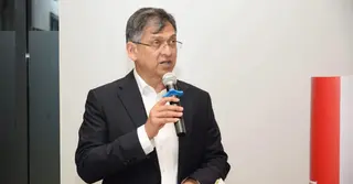 মানবপাচারকারীদের প্রতারণার নতুন কৌশল মোকাবিলায় কঠোর পদক্ষেপের নির্দেশ স্বরাষ্ট্রমন্ত্রীর